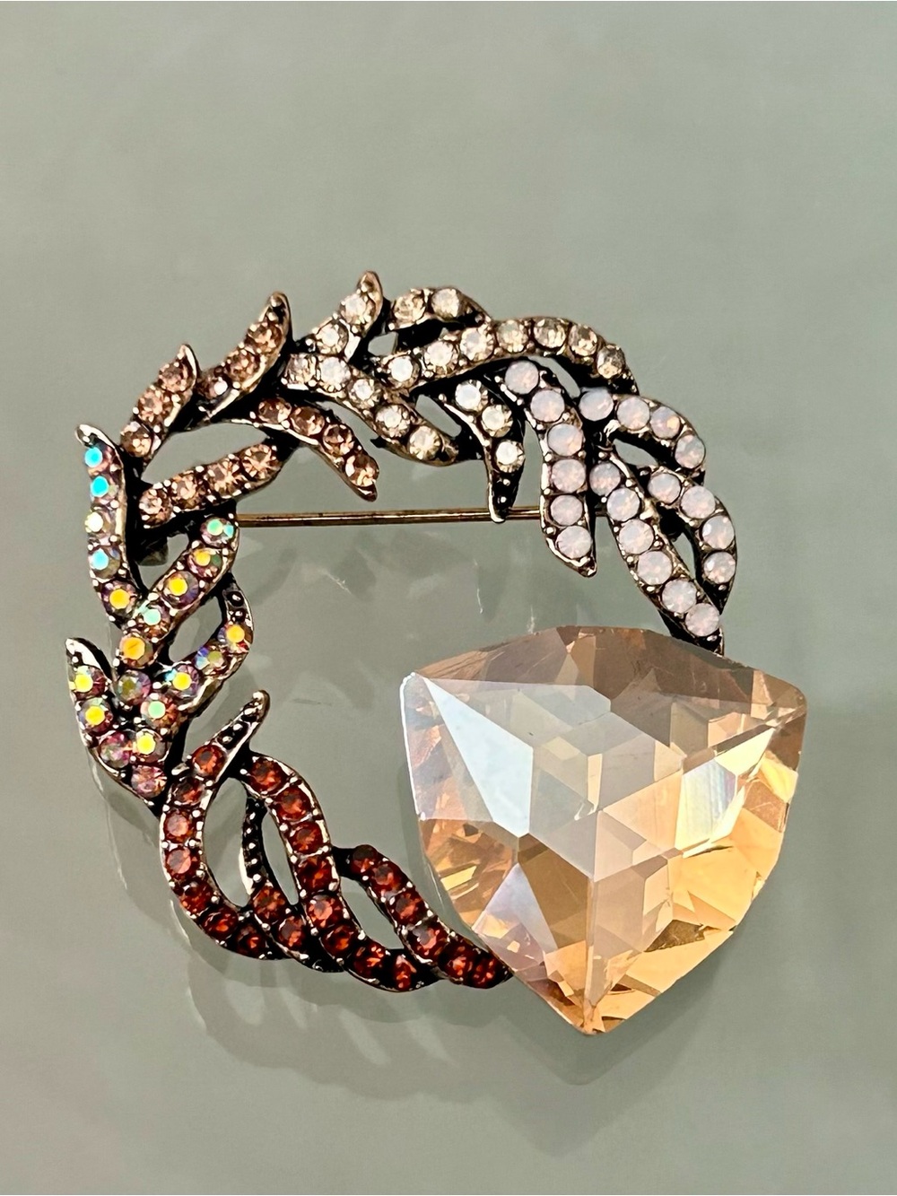 Champagne Convertible Statement Brooch Pendant - Picture 6 of 10